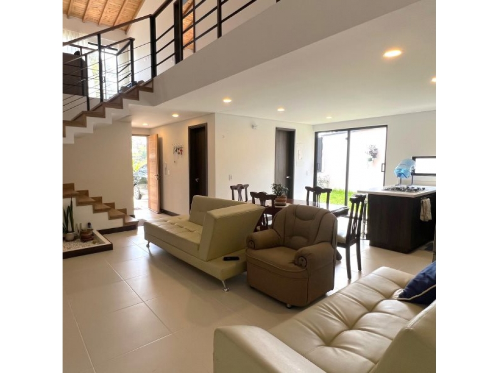 Casa unifamiliar en venta en San Antonio de Pereira en unidad abierta