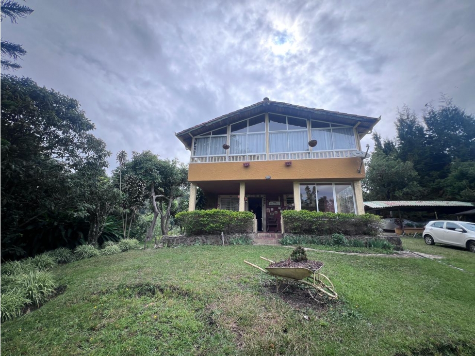 Casa campestre en venta, vereda Montañez, Guarne