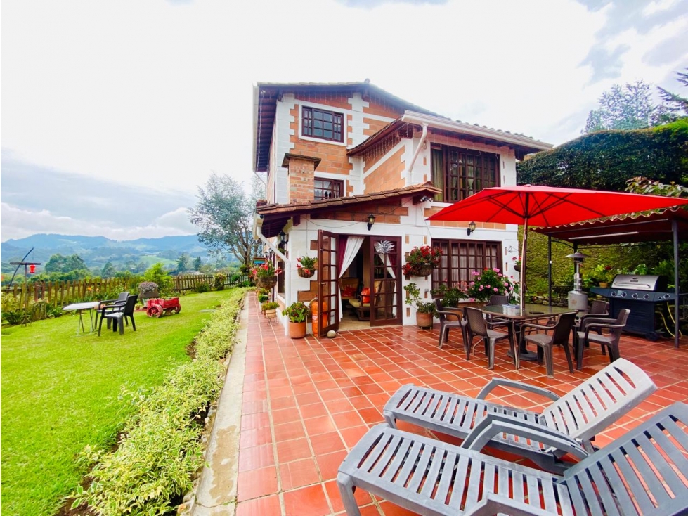 Casa campestre en venta, sector Payuco, La Ceja