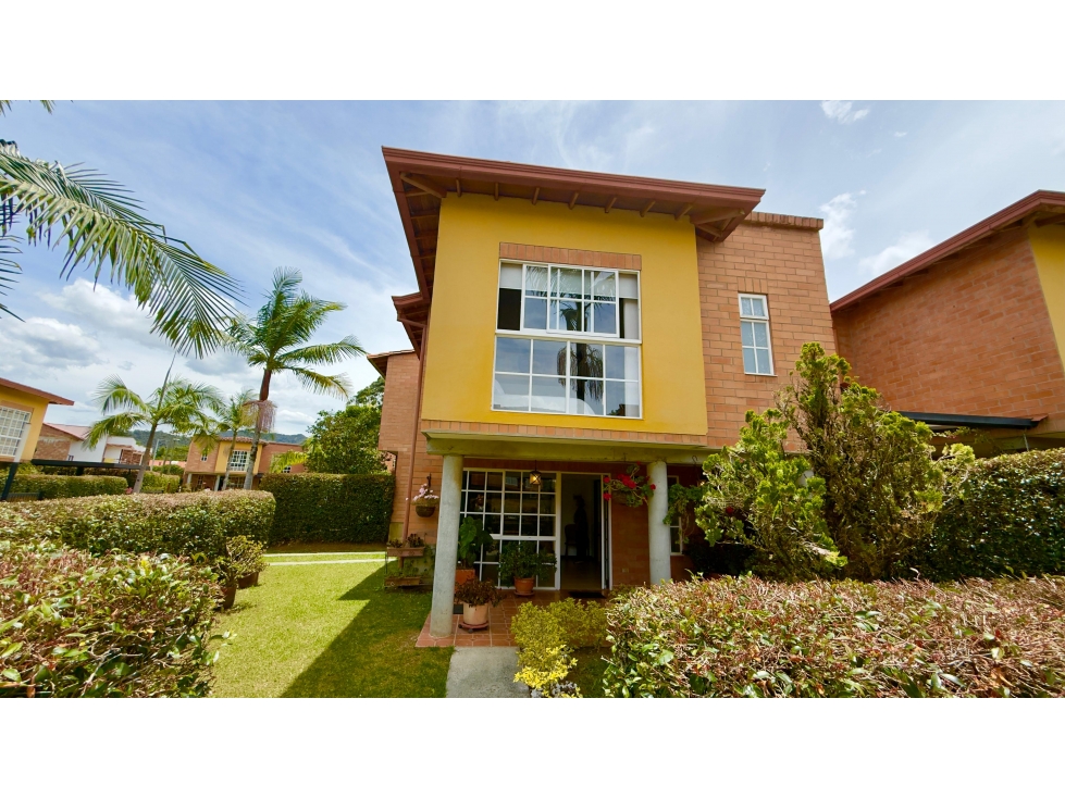 Casa campestre en venta, sector Payuco, La Ceja
