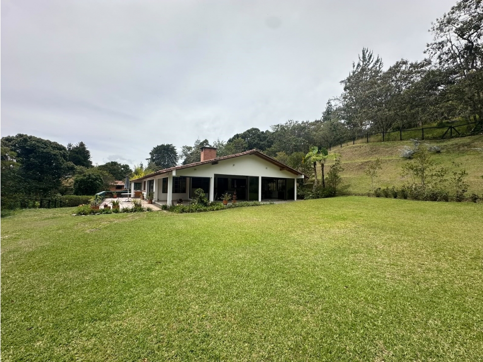 Casa campestre en venta, sector Paulandia. El Retiro