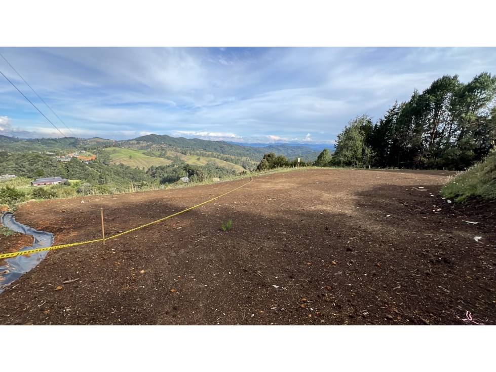 Lote campestre en venta, sector Alto de Las Palmas, Envigado