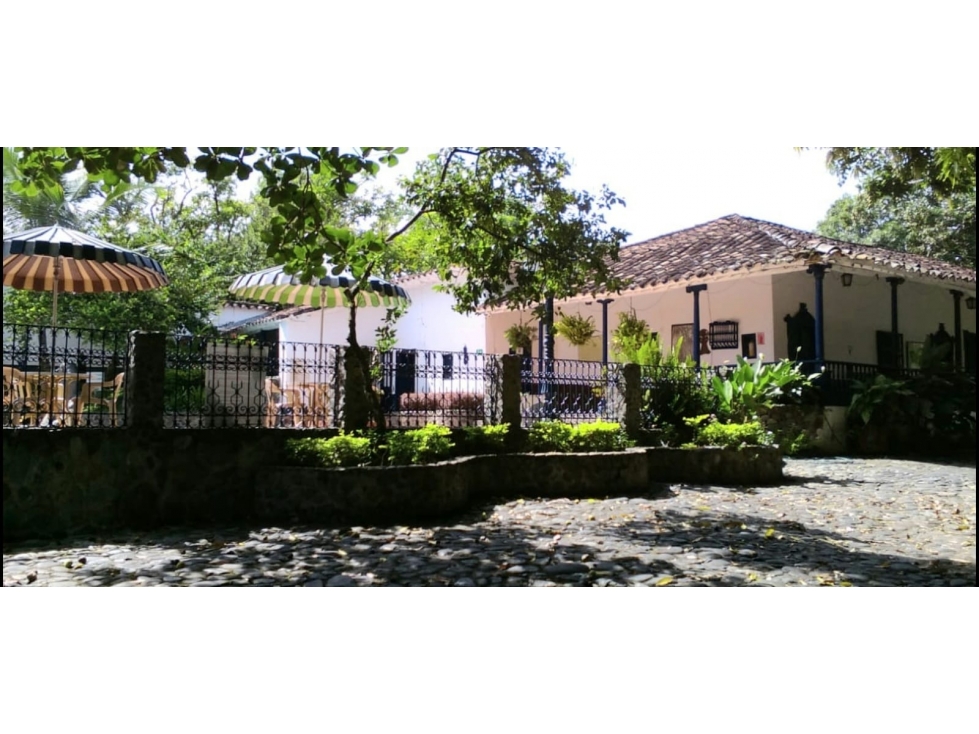 Espectacular Casa Campestre en Parcelación Exclusiva, San Jerónimo