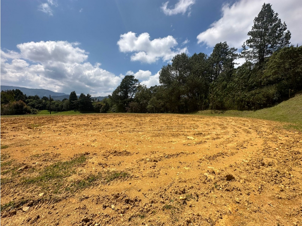 Hermoso Lote en Venta Sector Alto de Palmas - Envigado — foto 2
