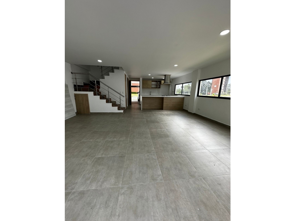 Casa en Venta en Sector de Gran Desarrollo en Rionegro — foto 3