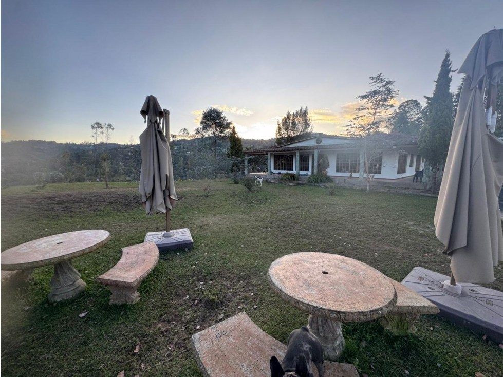 Casa campestre en venta en Guarne Vereda Batea Seca