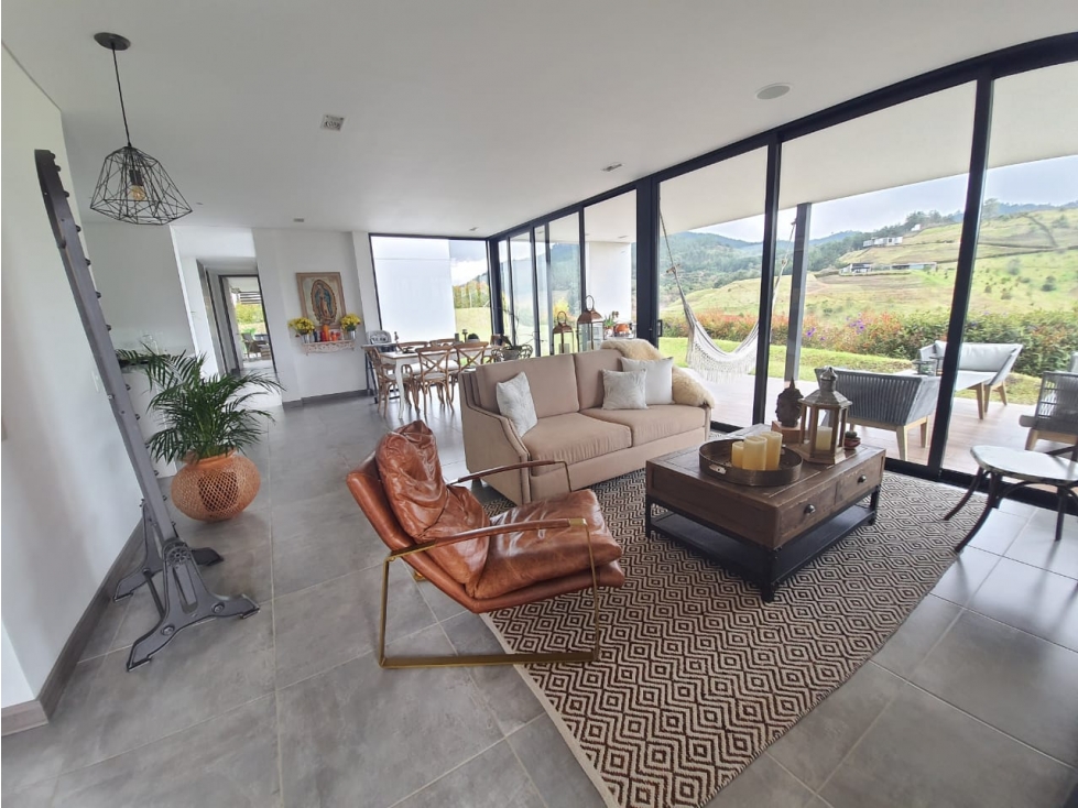 Casa Campestre en Venta en el Retiro, Sector Pantanillo — foto 5