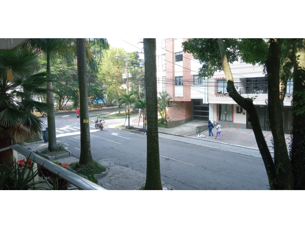 Hermosa Casa en Venta Sector Estadio - Medellín