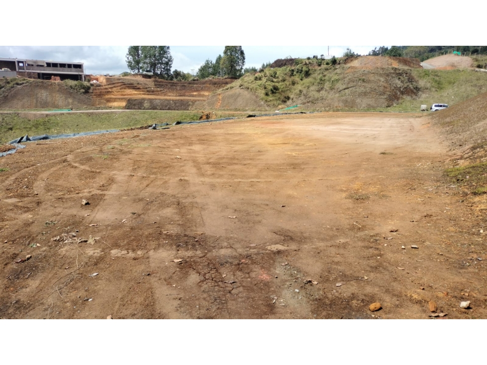 Lote Rodeado de Naturaleza en Venta Sector Alto de las Palmas — foto 2