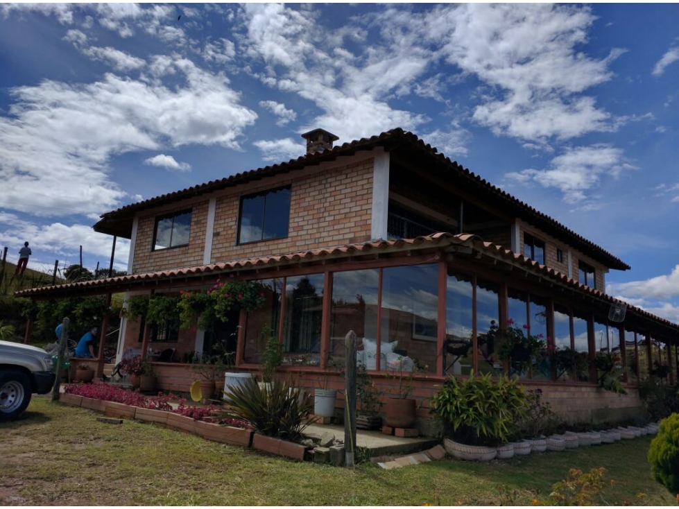 Finca en Venta con 2 casas a 5 min de autopista Las Mercedes Marinilla
