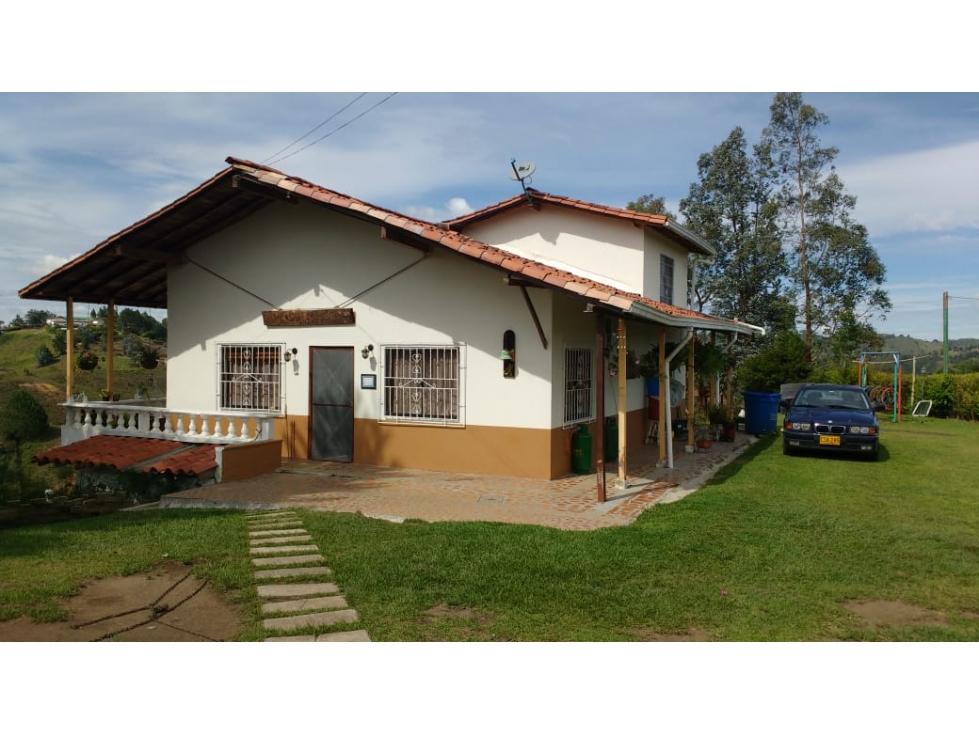 Casa Campestre en Venta vereda Los Pinos en Rionegro