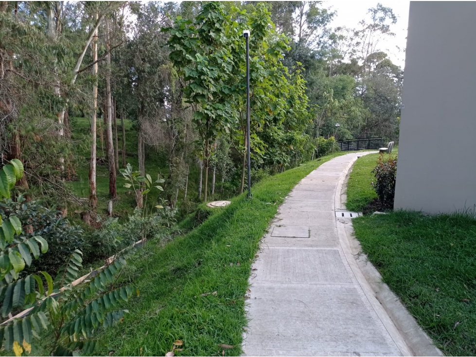 Lote en Venta Para Casa Esquinera en Rionegro, Sector Llanogrande — foto 6