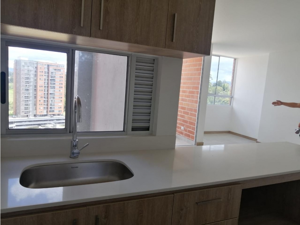 Apartamento en venta, sector Los Colegios, Rionegro — foto 3