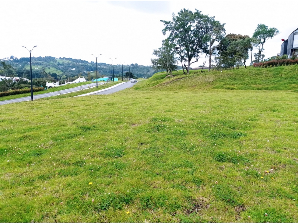 Venta de Lote en Alto de Palmas - La Acuarela Envigado — foto 3