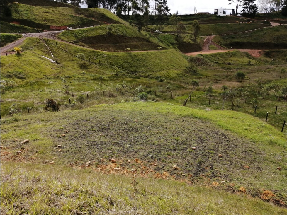 Lote en Venta Unidad Cerrada de 2100mts en San Vicente — foto 2