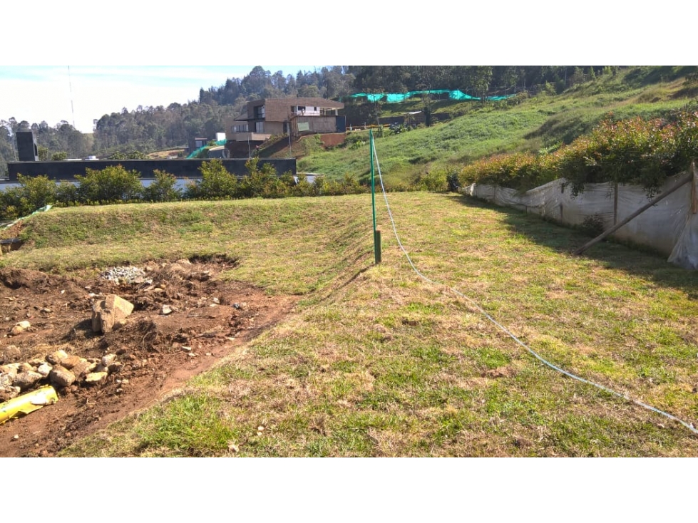 Lote en Venta en Exclusiva Parcelación, Sector Palmas Medellín — foto 3