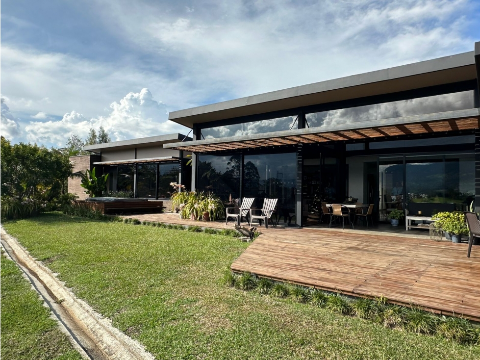 Casa Campestre en Hermosa Parcelación, Sector Yarumo, La Ceja — foto 3