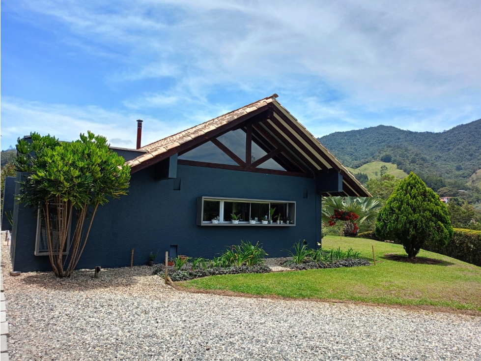 Casa Campestre de Lujo en Venta en la Ceja, Sector El Tambo — foto 2