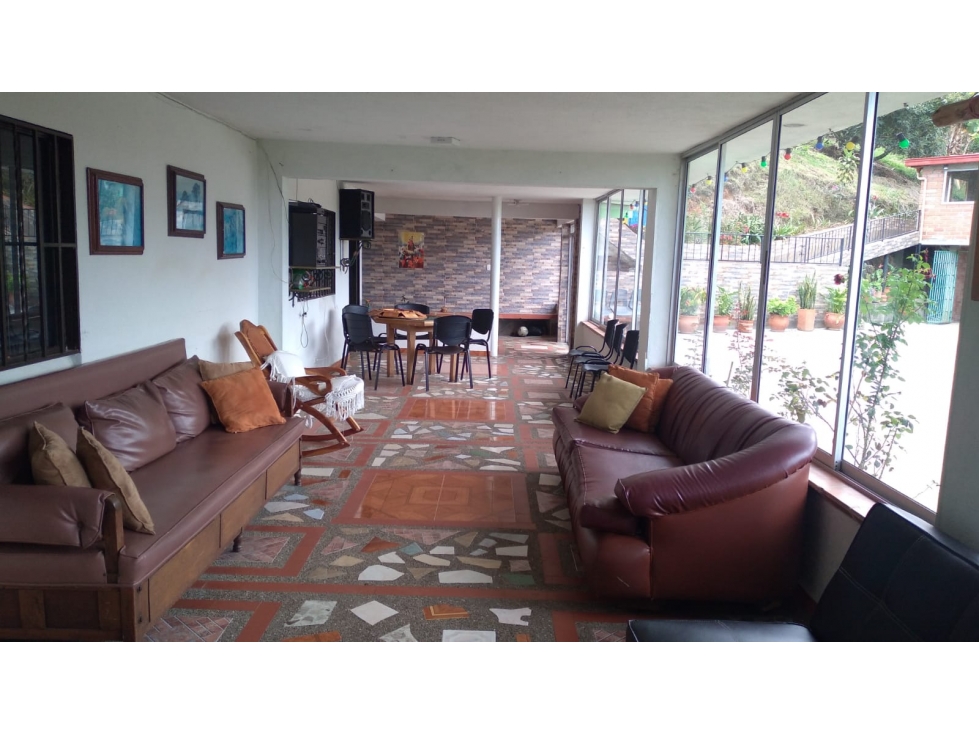 Finca en Venta con Caballerizas, Sector Chaparral, San Vicente Ferrer — foto 2