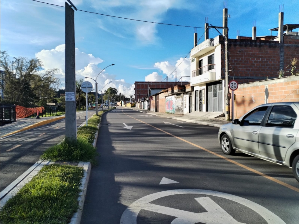 Lote Urbano en Venta, Sector Centro Guarne — foto 2