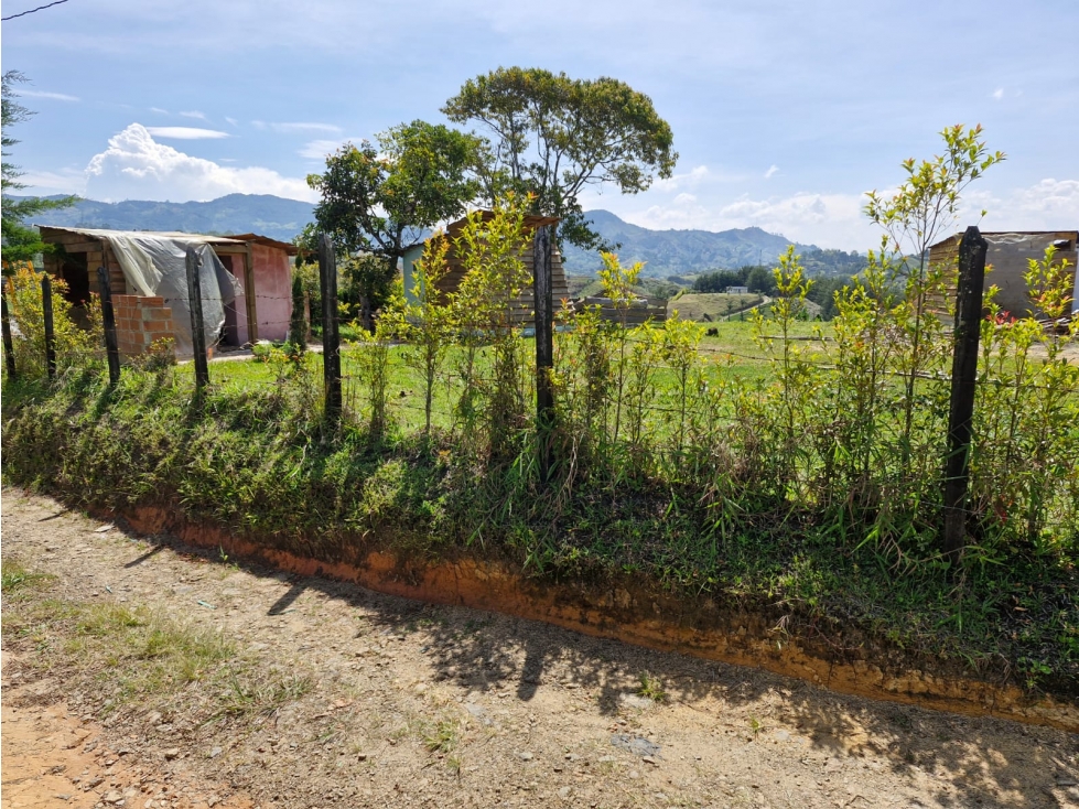 Lote en venta 1.050 m² con vista a la represa | El Peñol - Guatapé — foto 2