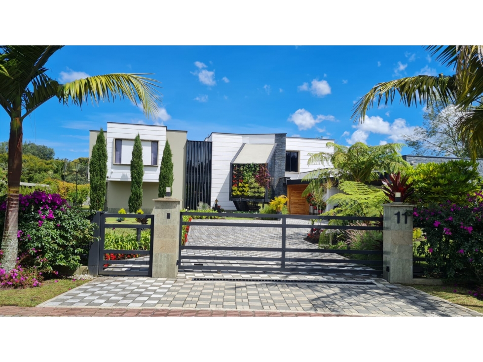 Casa campestre en venta, sector Cabeceras Llanogrande