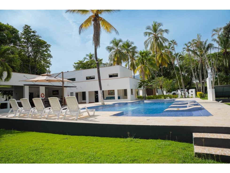 Casa hotel campestre en venta, vereda Espinal, Santa fe de Antioquia - 1