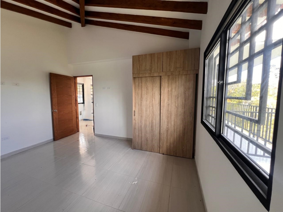 Casa campestre en venta, vereda Chaparral, San Vicente — foto 2