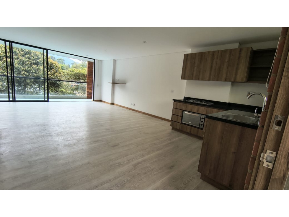 Apartaestudio tipo loft, venta/arriendo, El Retiro cerca a Mall La Fe — foto 3