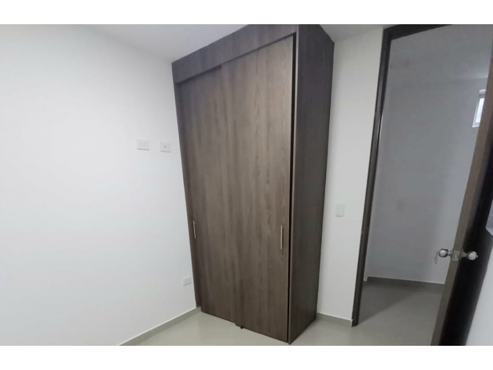 Apartamento en Venta Ubicado a 3 Minutos del Parque de San Jerónimo — foto 3