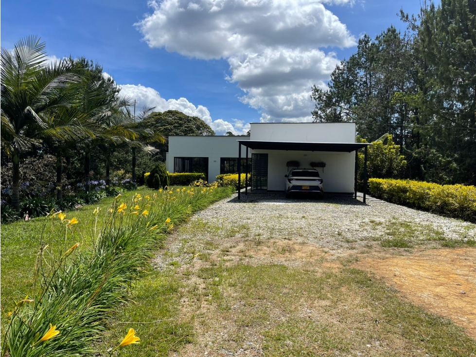 Casa Campestre en venta vereda Cimarronas - Marinilla
