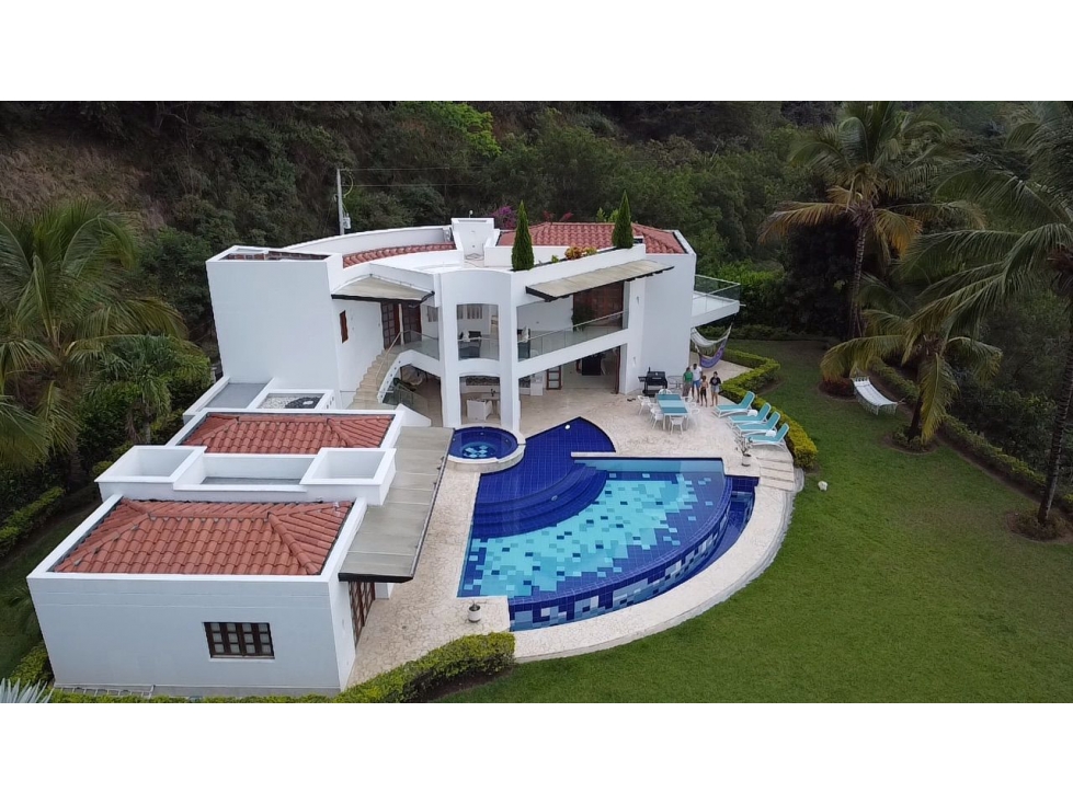 Casa Campestre en Venta en Santa Fe de Antioquia — foto 3