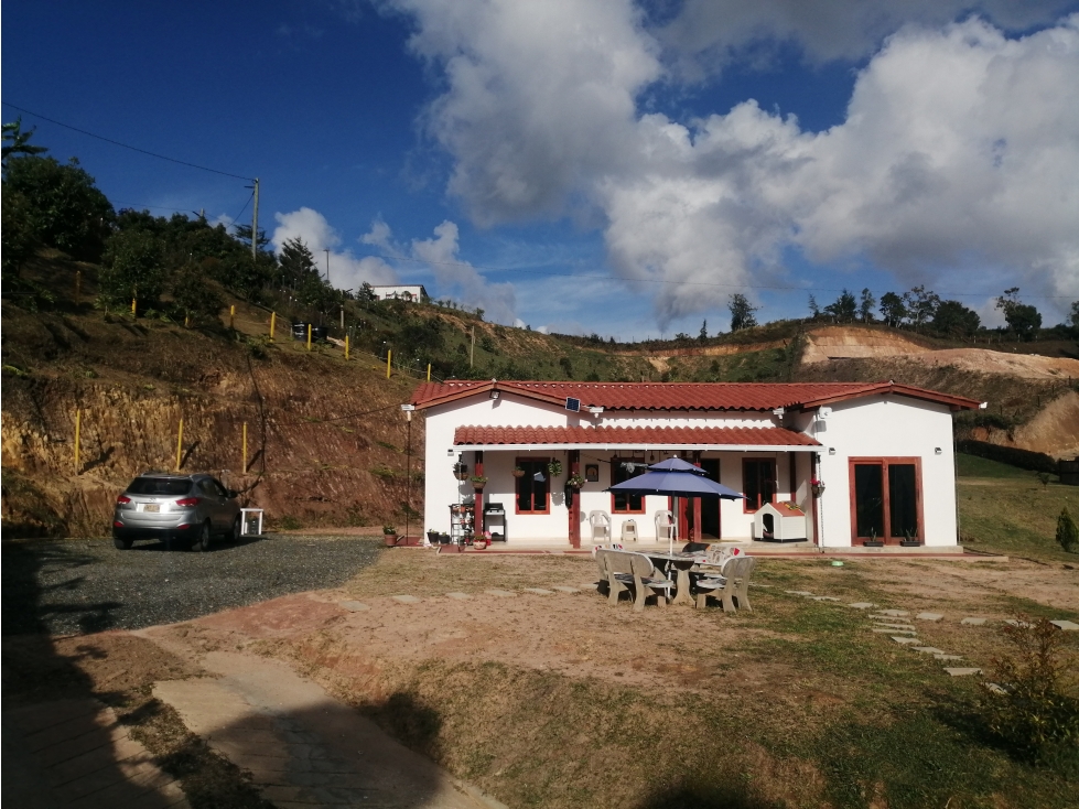 Casa Campestre en Venta Sector La Enea - San Vicente