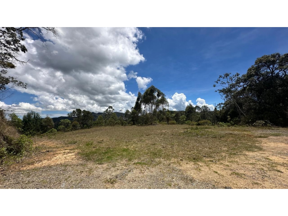 Lote en venta con excelente vista, El Retiro sector Pantanillo - 3