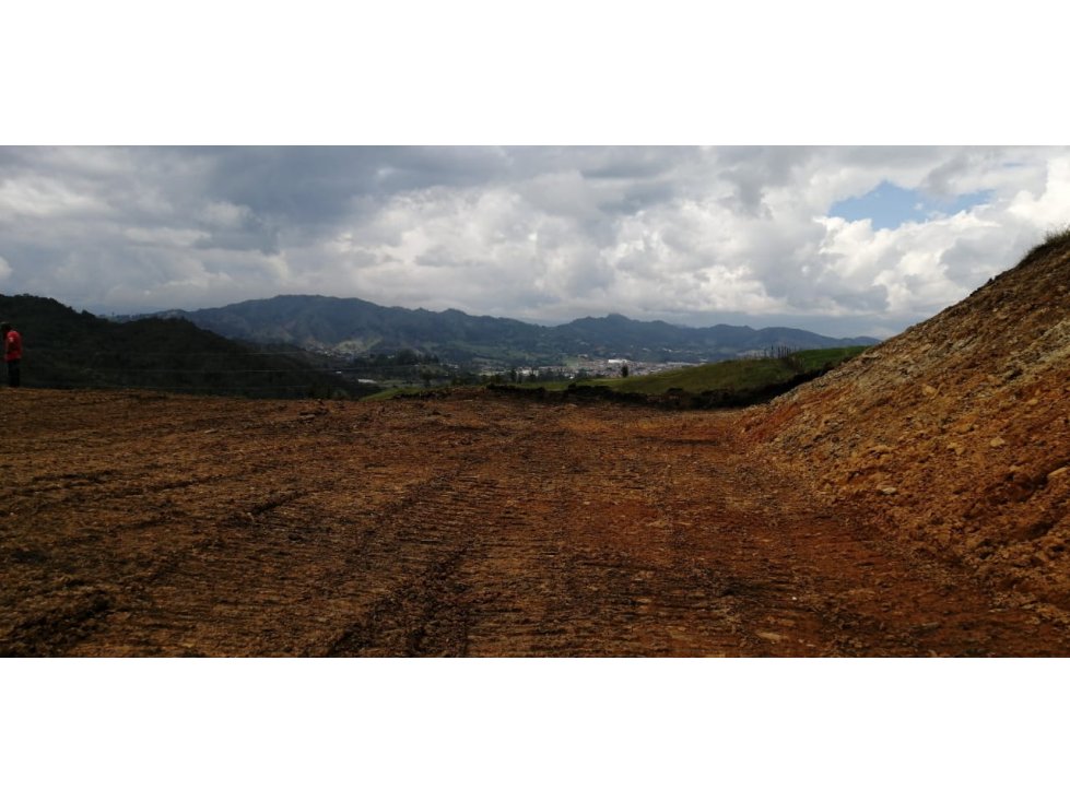 Lote en Venta en la Ceja, vía Abejorral Área 2.520 M2 — foto 2