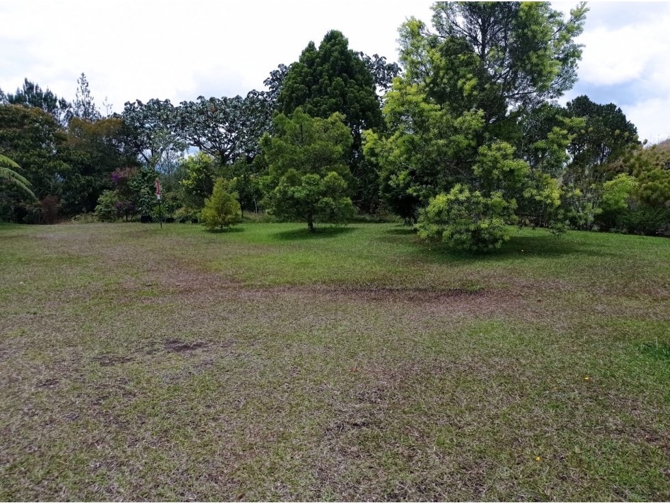 Lote en Unidad Cerrada en el Retiro Sector Pantanillo