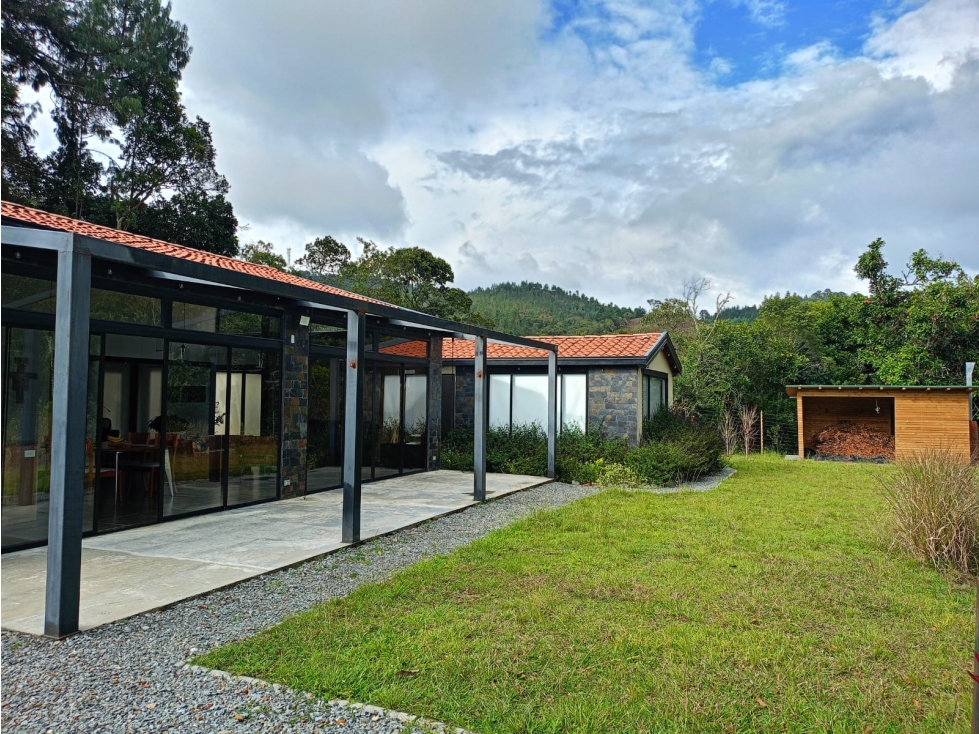 Casa Campestre en Venta, Envigado Sector Alto de Palmas — foto 3