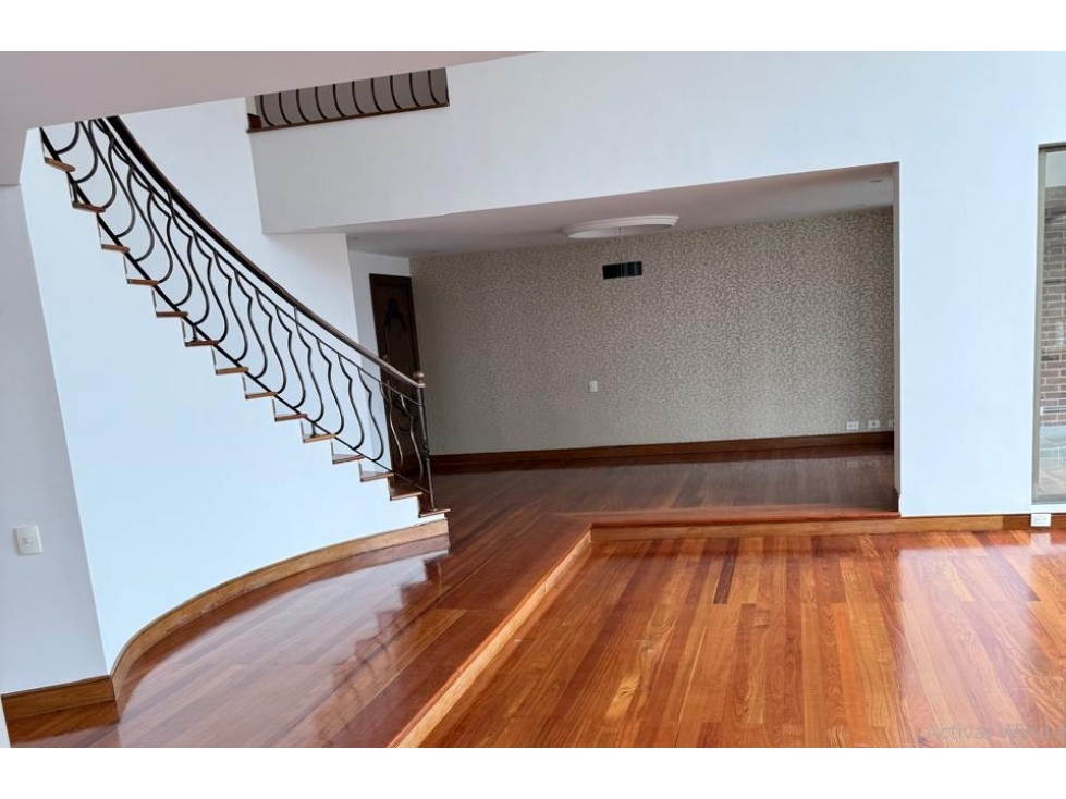 Venta pent-house amplio y exclusivo frente a El Tesoro, Medellín — foto 3