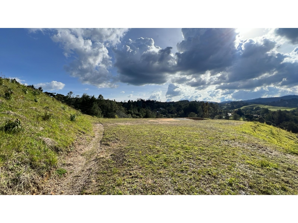Lote en parcelación cerrada con vista al horizonte El Retiro — foto 3