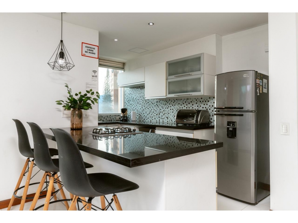 ApartaLoft amoblado en venta El Poblado, Medellín — foto 3