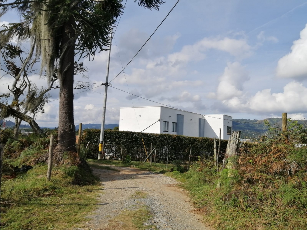 Lote en venta, sector Hojas Anchas Guarne — foto 3