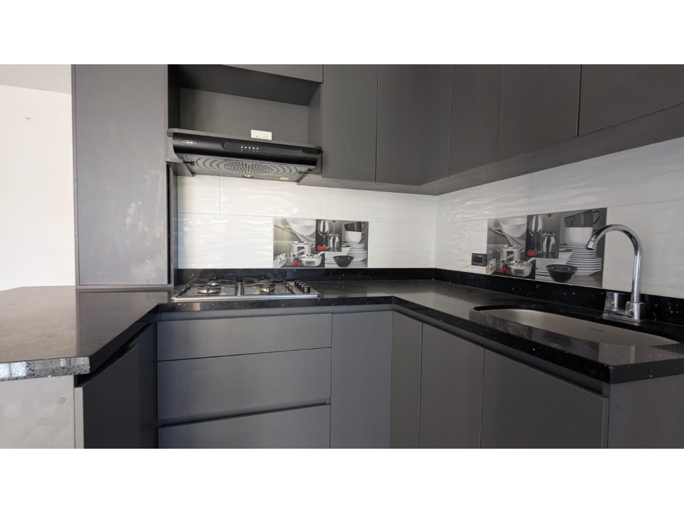 Apartamento en venta en Guarne, sector San Antonio de 3 habitaciones — foto 3