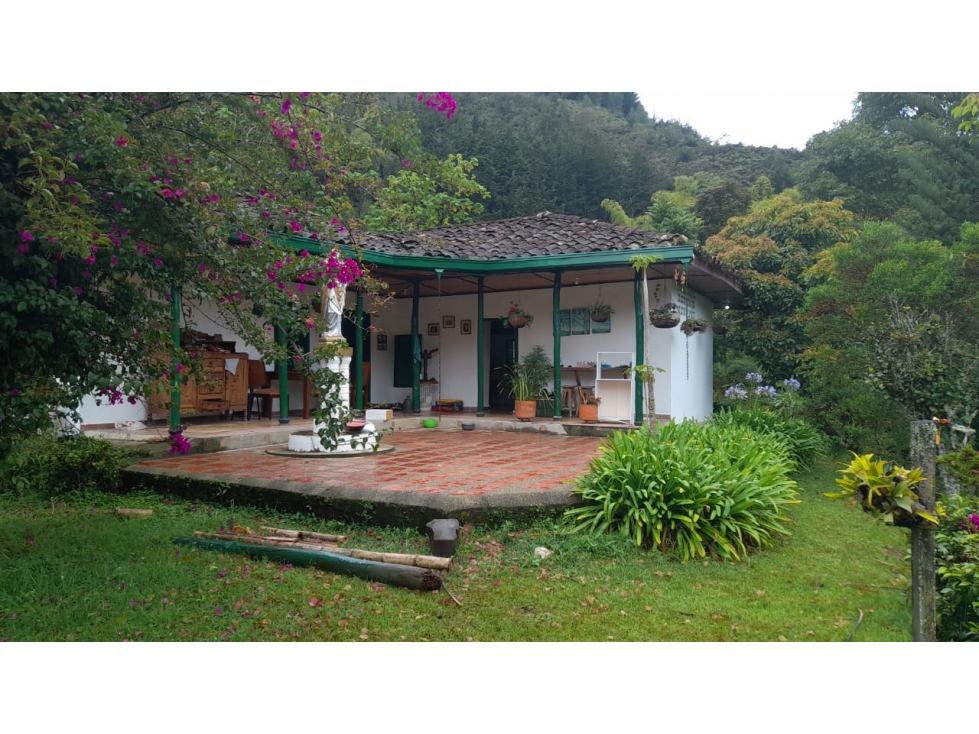 Casa Finca en Venta Sector Las Piedras, La Ceja Antioquia
