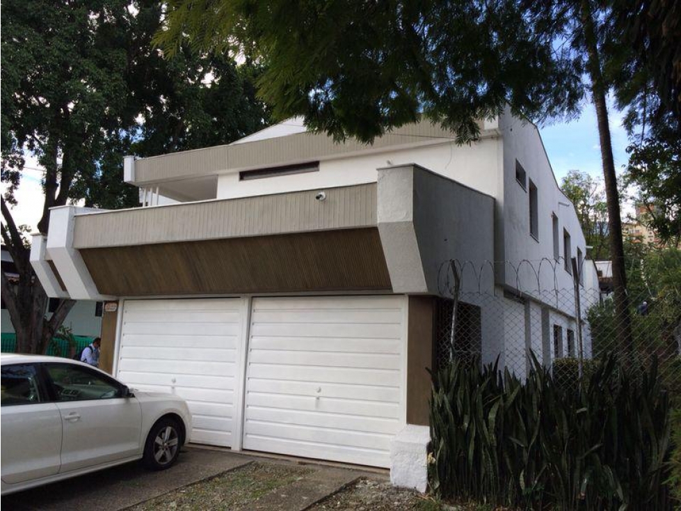 Casa comercial en venta cerca a estación Aguacatala Medellín — foto 4