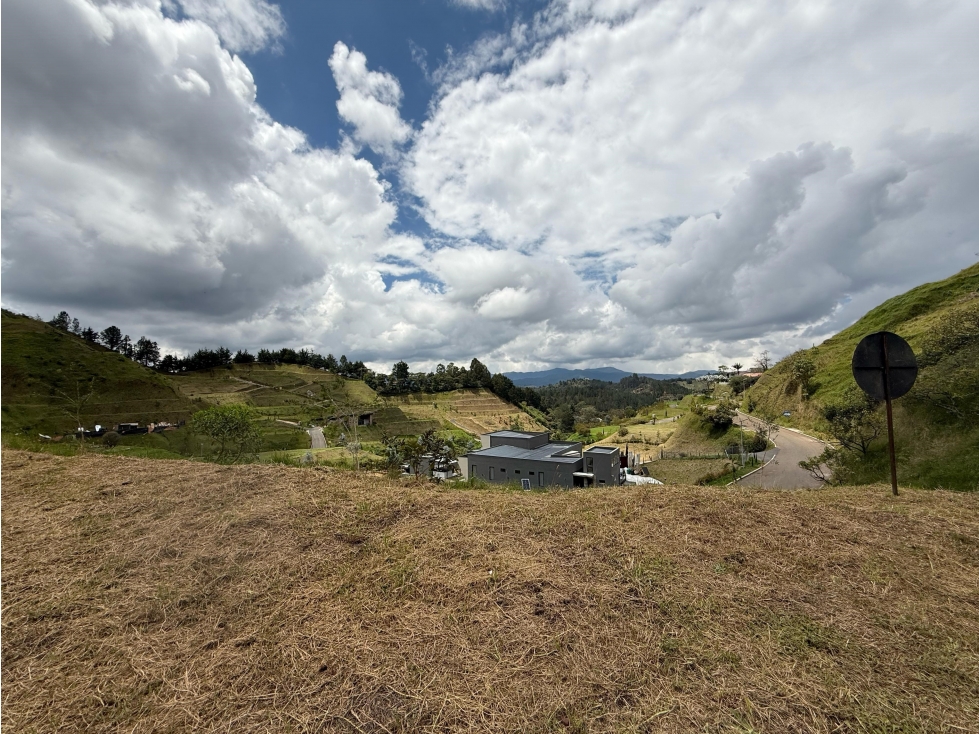 Lote en venta, vereda Lejos del Nido, El Retiro