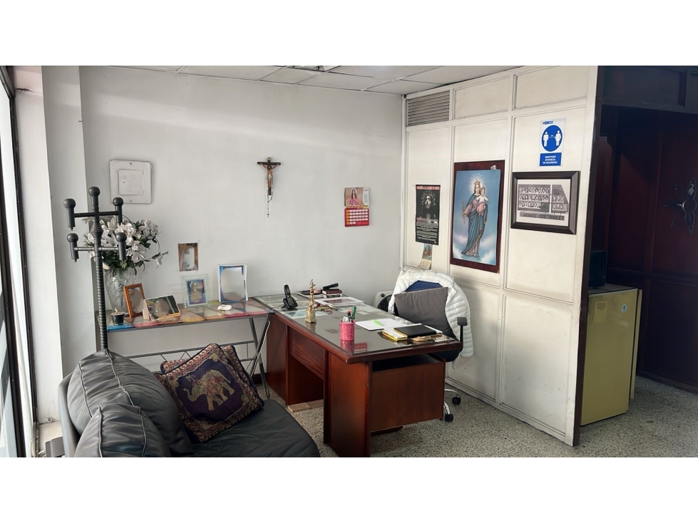 Oficina en venta y/o arriendo, Sector Avenida Colombia, Medellín