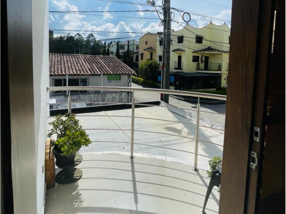 Casa en venta con oportunidad de inversión en Marinilla — foto 5