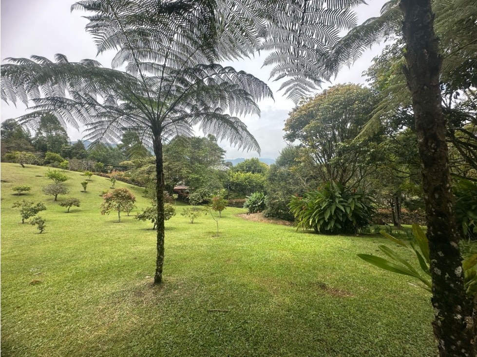 Venta de Casa Campestre en el Sector La Querencia, Rionegro