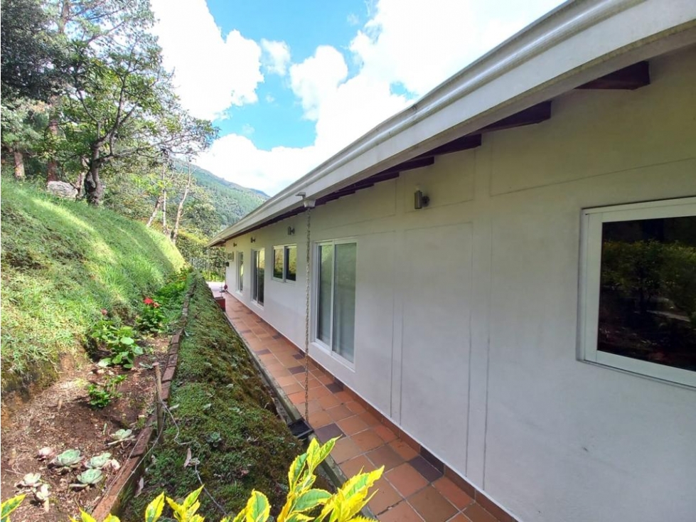 Casa Campestre en Venta Sector Loma del Escobero, Envigado — foto 4