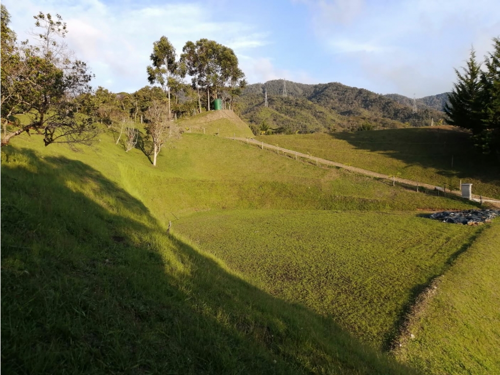 Lote en Venta Guatapé en el Sector Los Benedictinos